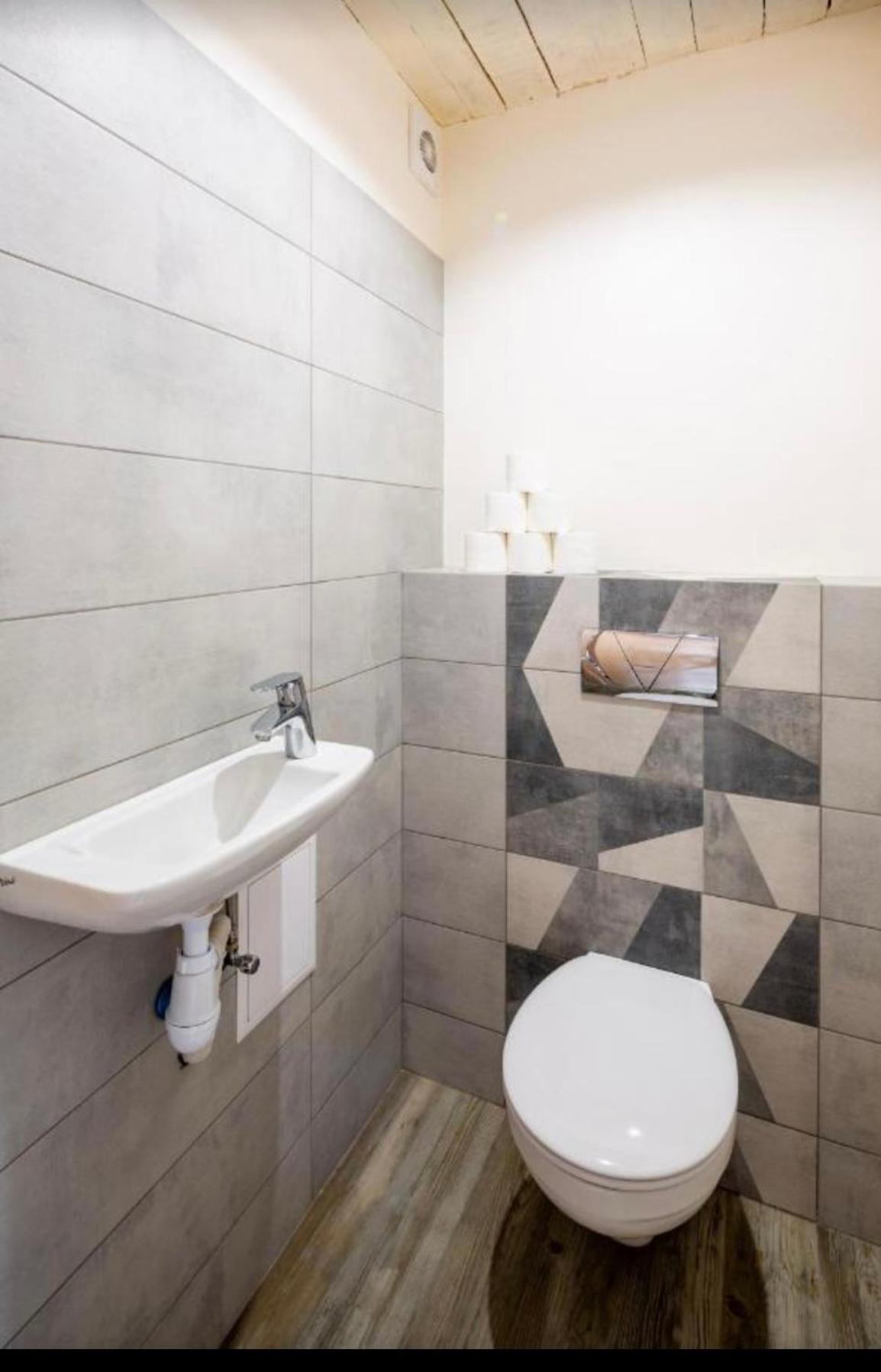 Romari Площа Ринок 29 Apartment ลวีฟ ภายนอก รูปภาพ